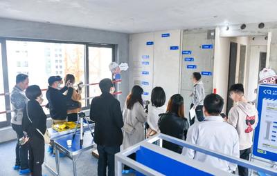 廈門旭輝首座透明工廠盛大開放，捅破買房